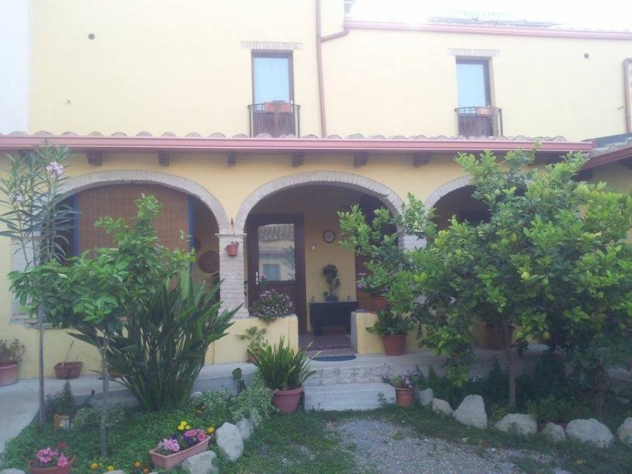 B&B Gli Archi Sìnnai Dış mekan fotoğraf